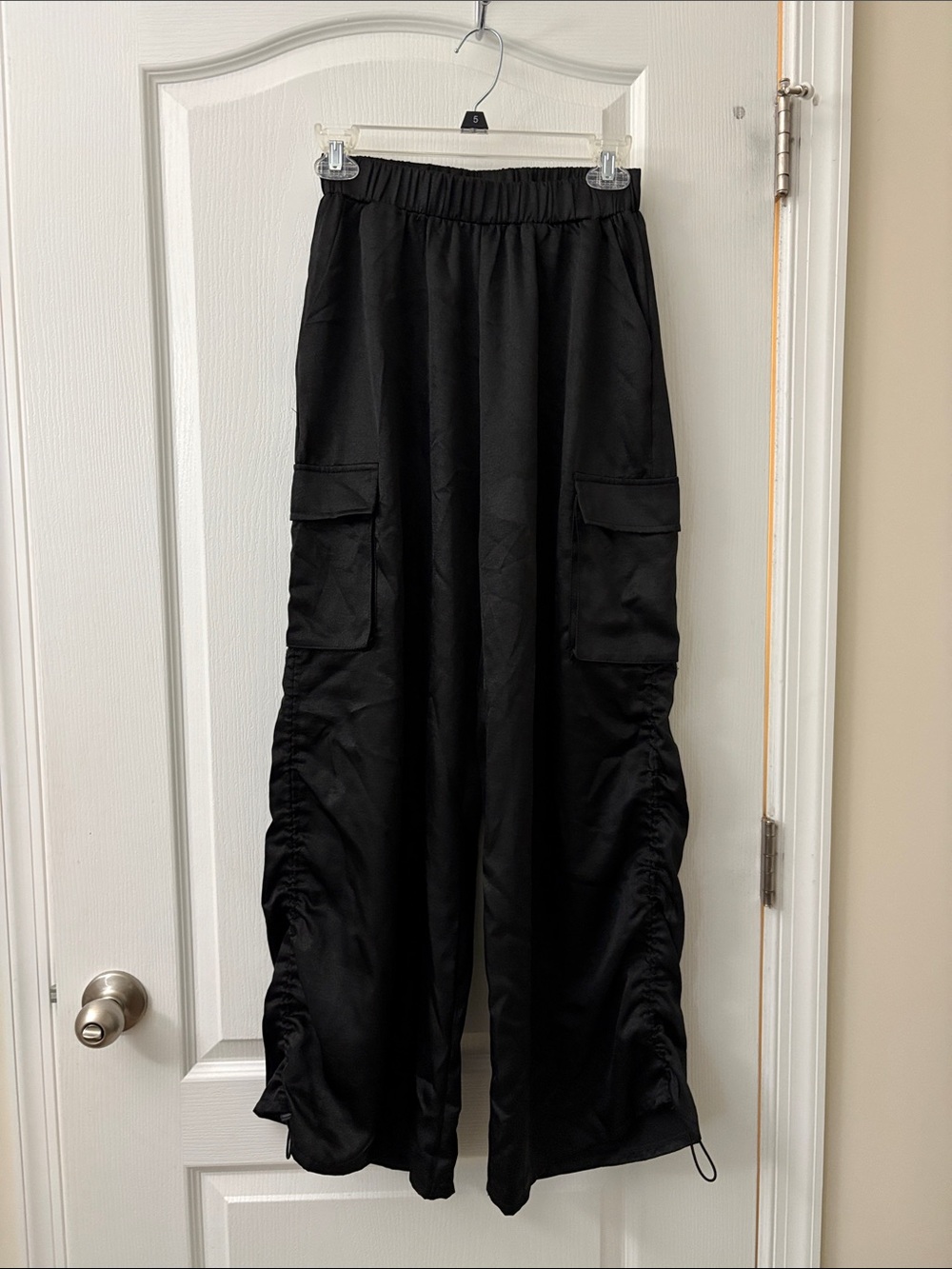 Black Wide-Leg Cargo Pants with Ruched Sides